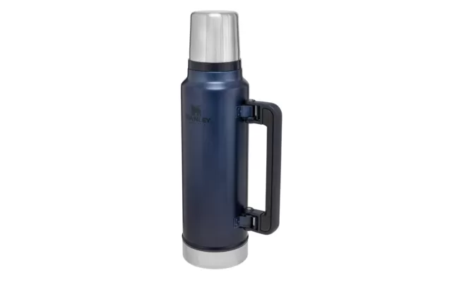 Stanley Classic Legendary Stainless Steel Water Bottle 1.4 Liter Black Matte 5 Stanley Classic Legendary Stainless Steel Water Bottle 1.4 Liter Black Matte - Image 3